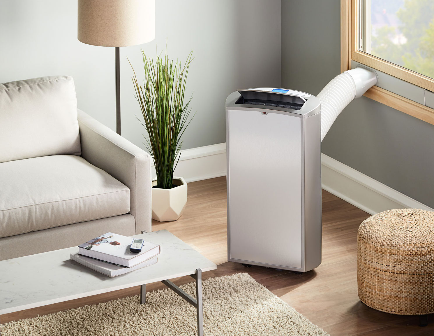 air conditioners buying guide - portable ac with hose