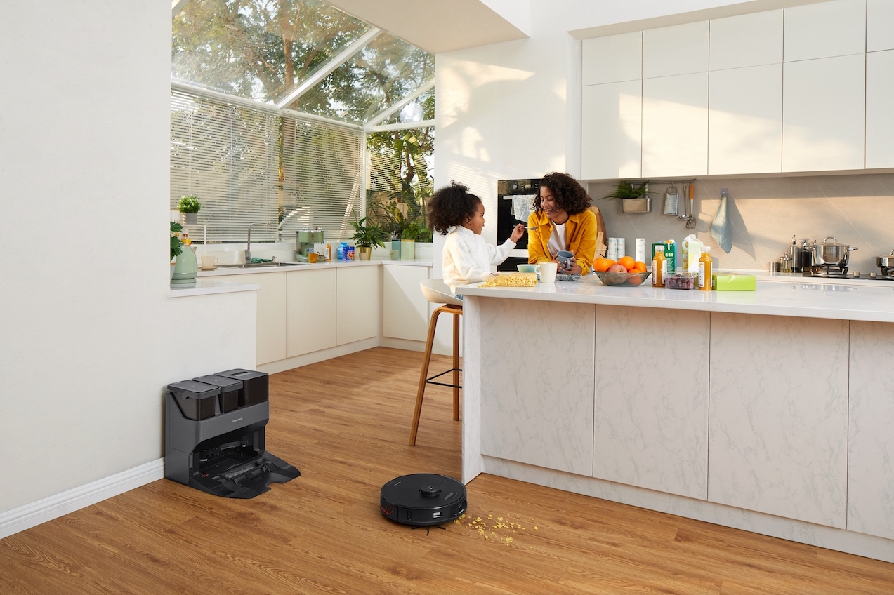 Roborock S7 MaxV Ultra Robot Vacuum with Empty Wash Fill Dock